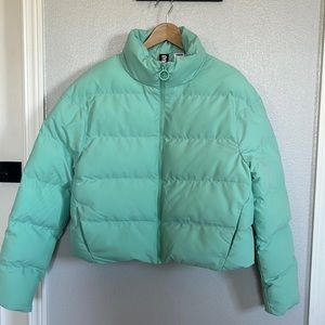NWOT Mint green cropped Gymshark puffer jacket